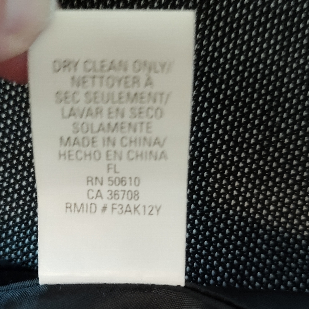 Anne Klein blazer. Tiny black and white checks. 3 buttons. Women's 10. - Picture 15 of 16